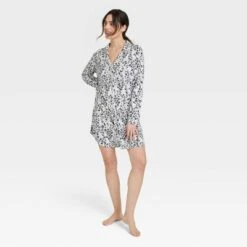 Women's Beautifully Soft Notch Collar NightGown - Stars Above™ -Women Clothing Sale GUEST 321568df ab32 4a74 b431 2f2aa081aa23