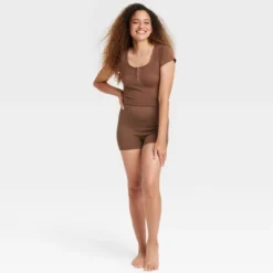 Women's Seamless Henley Top - Colsie™ -Women Clothing Sale GUEST 52f865a5 f0ee 4a73 b3b6 443a5954b084