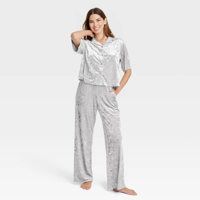 Women's Luxe Velour Pajama Set - Stars Above™ 4 Women's Luxe Velour Pajama Set - Stars Above™ - Image 4