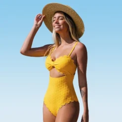 Women's Cutout Scallop Trim One Piece Swimsuit -Cupshe 15 Women's Cutout Scallop Trim One Piece Swimsuit -Cupshe -Women Clothing Sale GUEST add3aa2a b38b 44b0 a864 ffafebfbb1d8