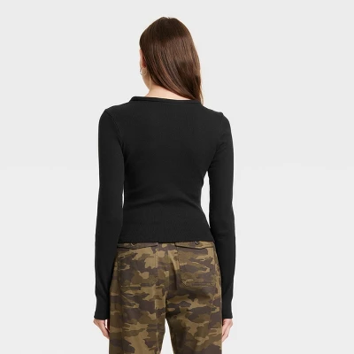 Women's 2pk Long Sleeve Shrunken Rib T-Shirt - Universal Thread™ White/Black 2 Women's 2pk Long Sleeve Shrunken Rib T-Shirt - Universal Thread™ White/Black - Image 2