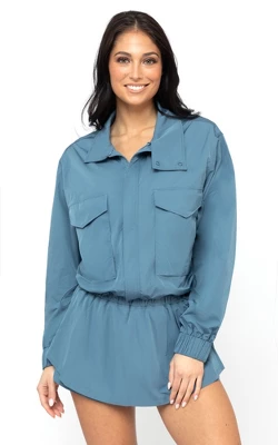 Yogalicious Radiant Commuter Woven Cropped Windbreaker With Front Patch Pockets 5 Yogalicious Radiant Commuter Woven Cropped Windbreaker With Front Patch Pockets - Image 5